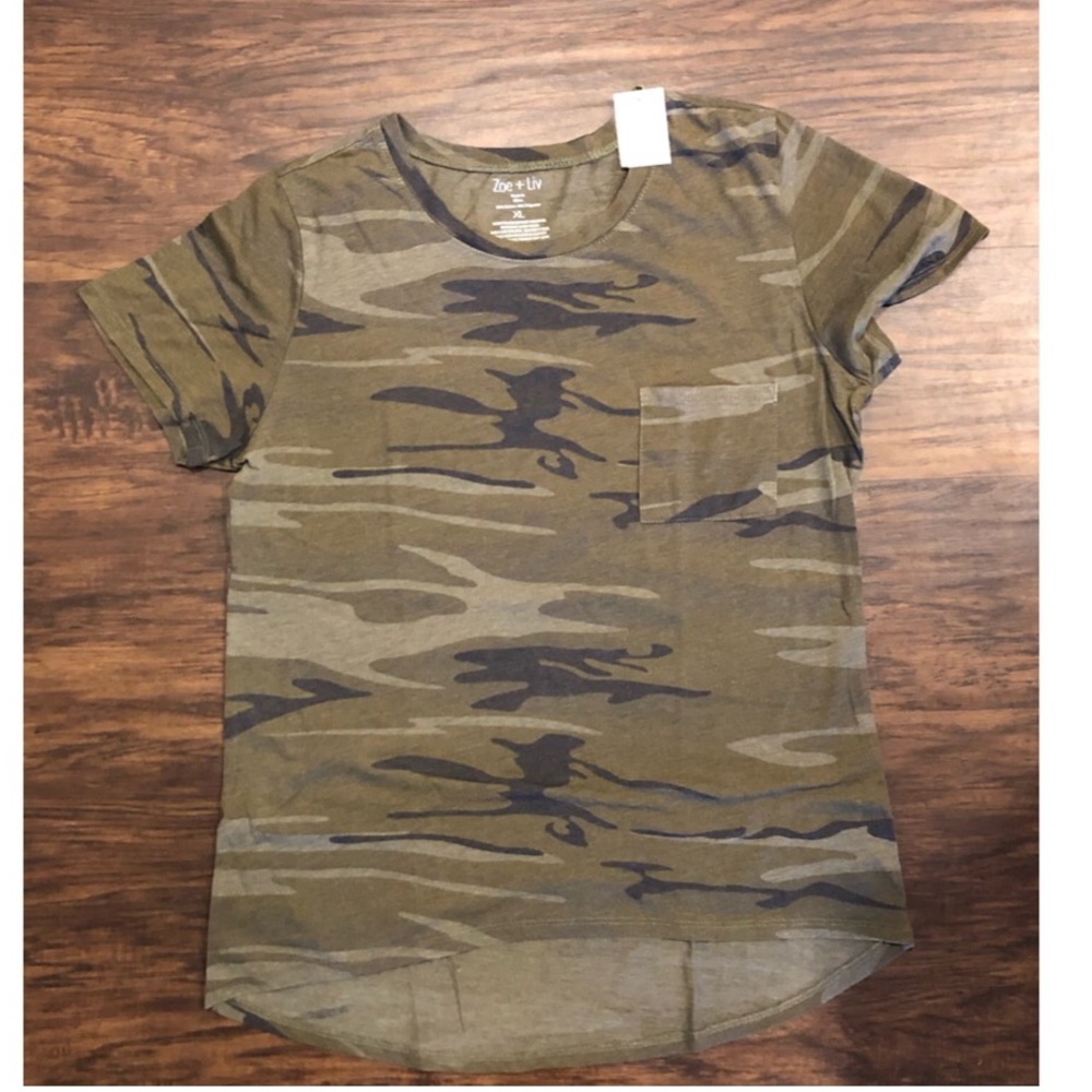 NWT - Camo Tee